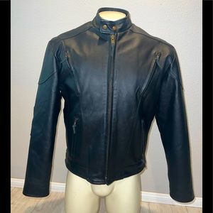 Dream Apparel, Black Leather Jacket 42 Large, Lined